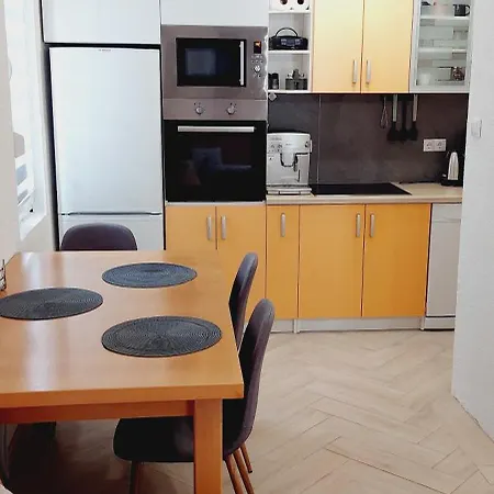N&m Apartman